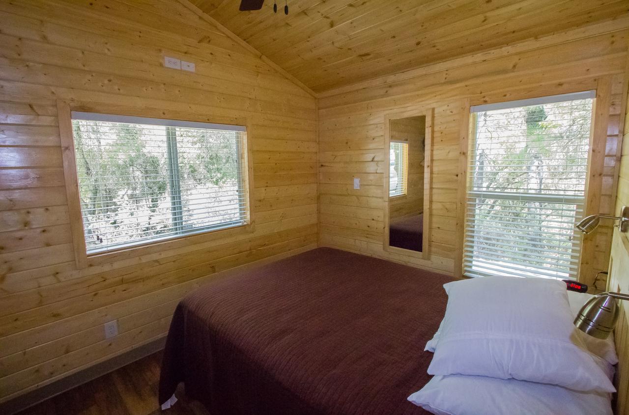 Descanso Oakzanita Springs Camping Resort Cottage 4 מראה חיצוני תמונה
