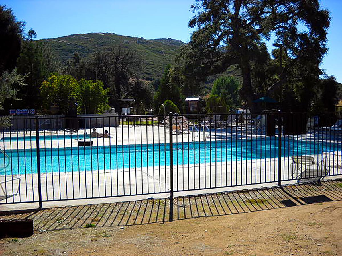Descanso Oakzanita Springs Camping Resort Cottage 4 מראה חיצוני תמונה